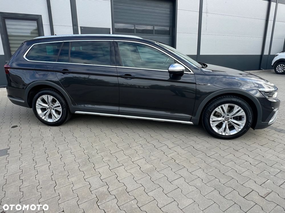 Volkswagen Passat Alltrack 2.0 TDI SCR DSG 4Motion - 2