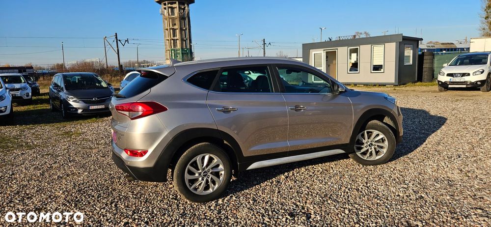 Hyundai Tucson - 10