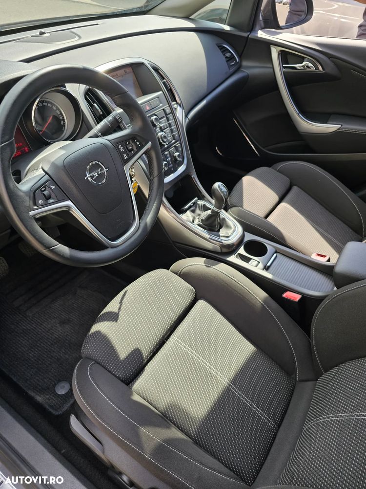 Opel Astra 1.7 CDTI DPF Cosmo - 1