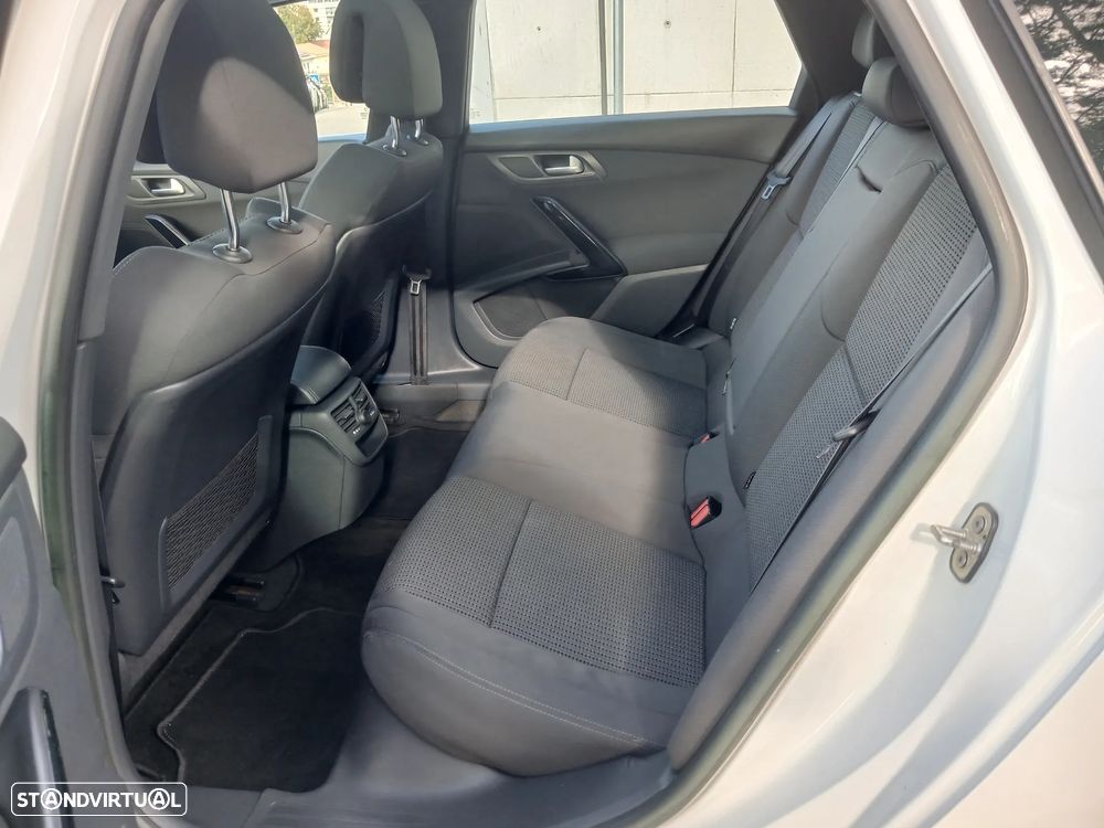Peugeot 508 SW - 13