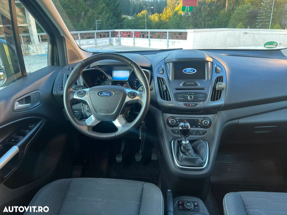 Ford Tourneo Connect 1.5 TDCi Start-Stop Titanium - 5