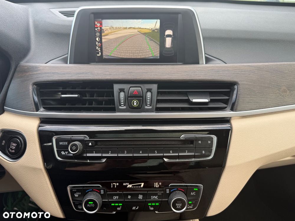 BMW X1 sDrive18i - 31