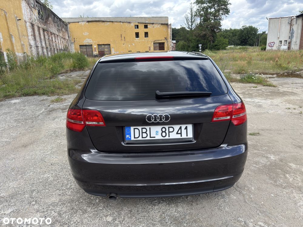 Audi A3 Sportback - 2