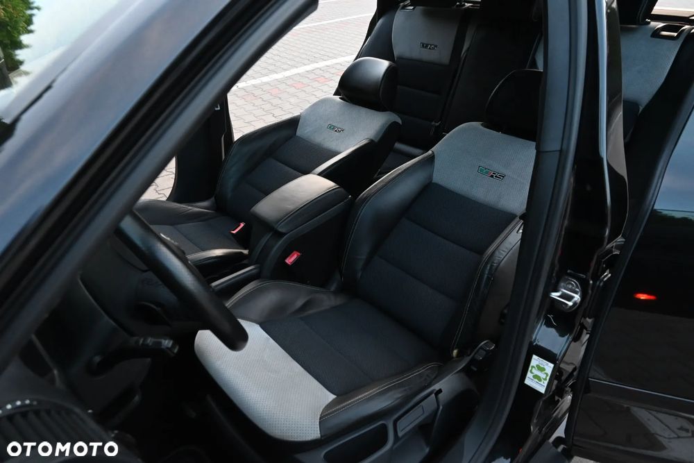 Skoda Octavia 2.0 TSI DSG RS - 29