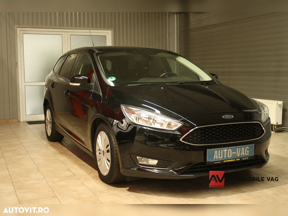 Ford Focus 1.5 TDCi DPF Start-Stopp-System Business - 9