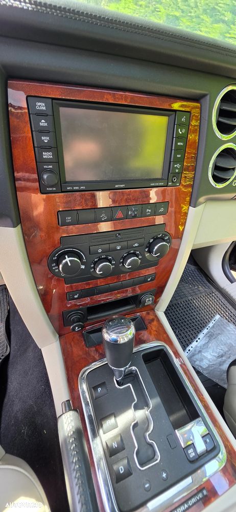 JEEP Commander 2009 — imagine 9