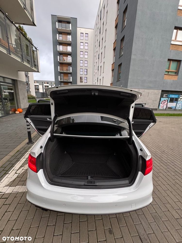 Audi A4 - 12
