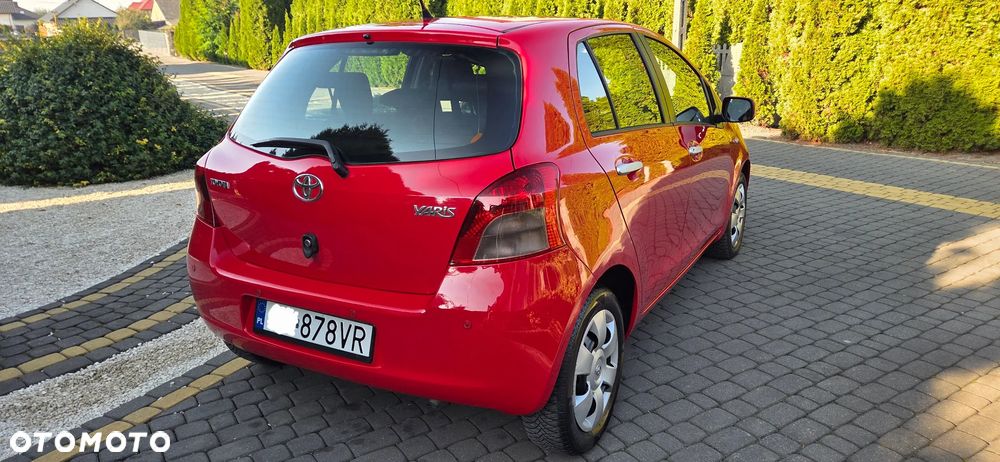 Toyota Yaris 1.3 Luna A/C - 4