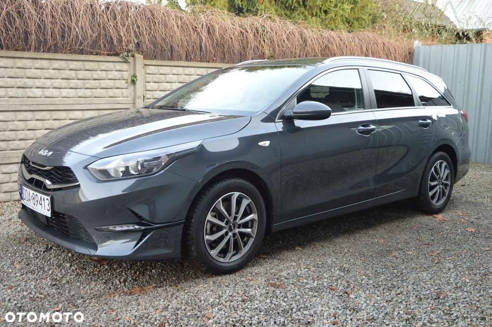 Kia Ceed 1.5 T-GDI Business Line Plus DCT - 2