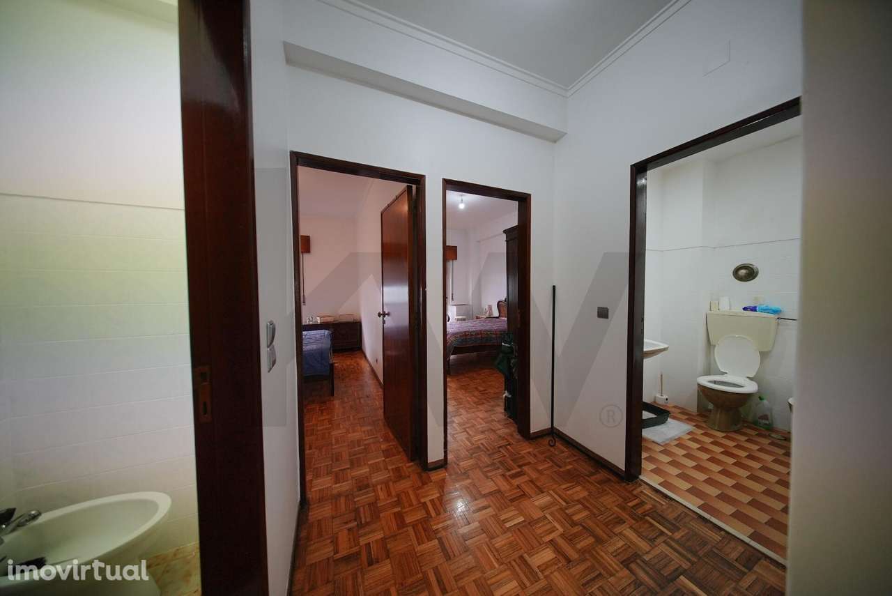 T3 com Excelentes Áreas e Grande Potencial em Barcarena/Massamá - Grande imagem: 4/15