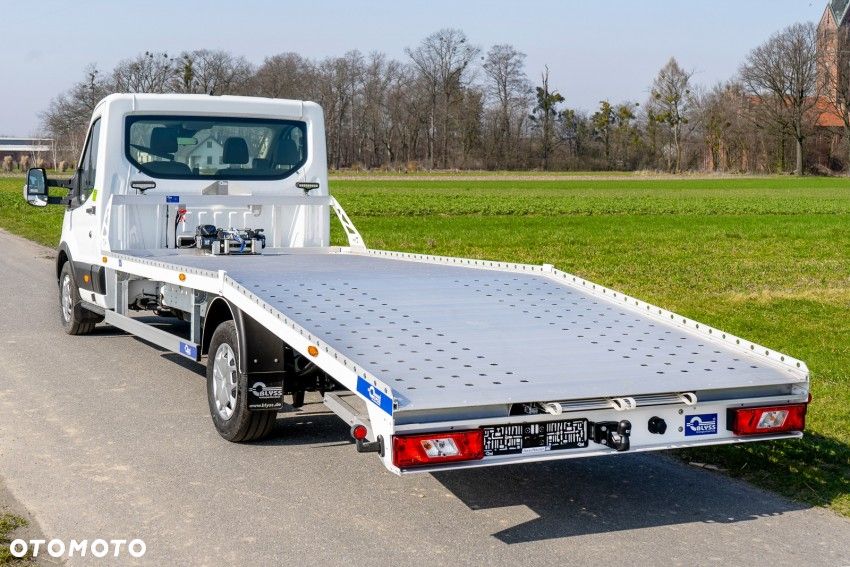 Ford Transit - 4