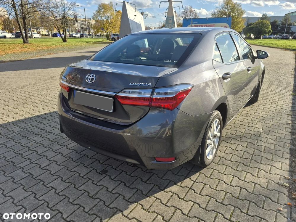 Toyota Corolla 1.6 Classic Plus - 4