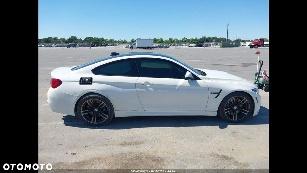 BMW M4 DKG - 6