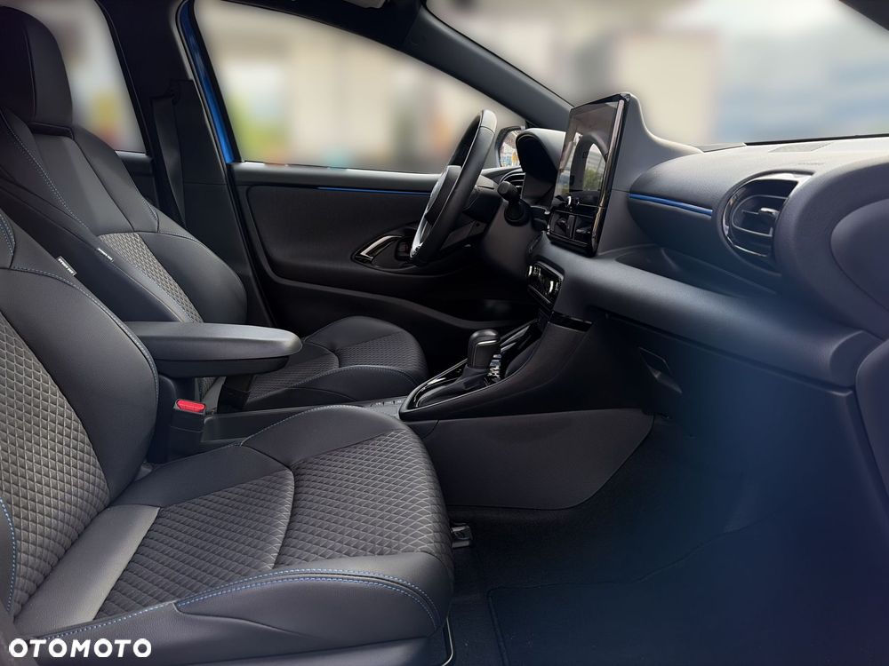 Toyota Yaris Hybrid 1.5 Premiere Edition - 10