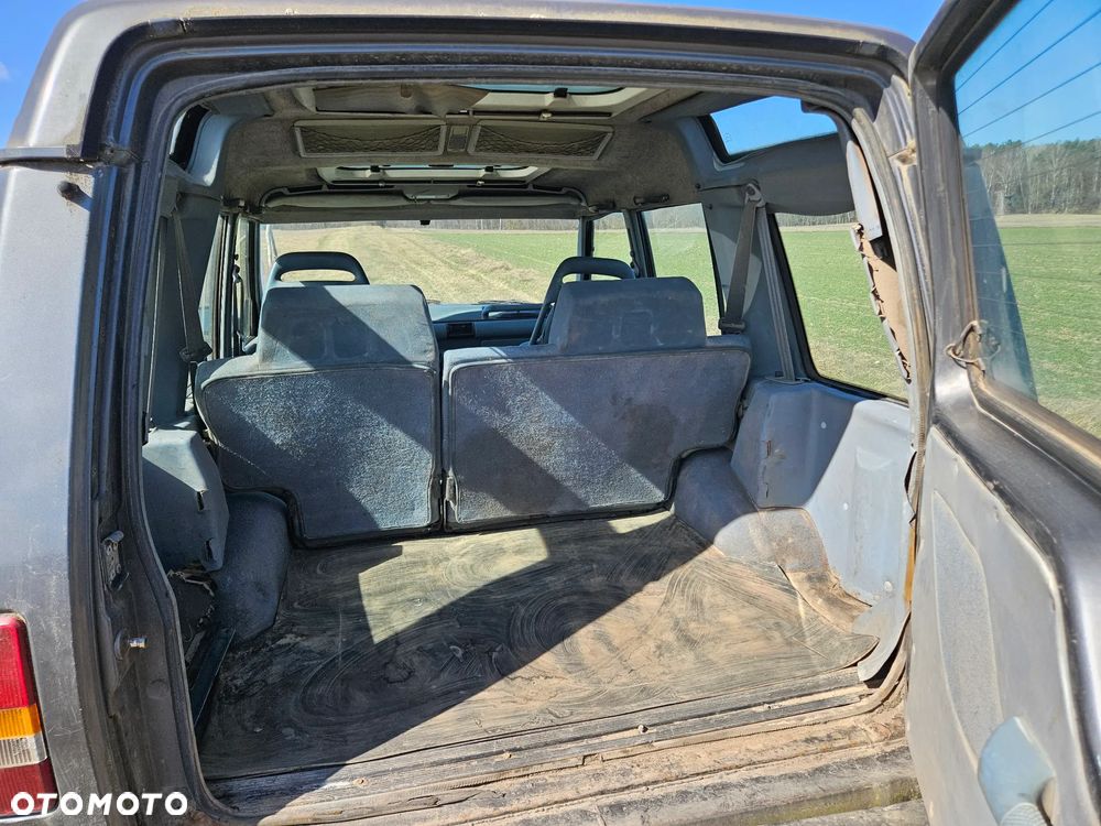 Land Rover Discovery - 8