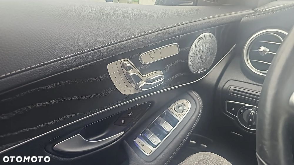 Mercedes-Benz GLC - 6
