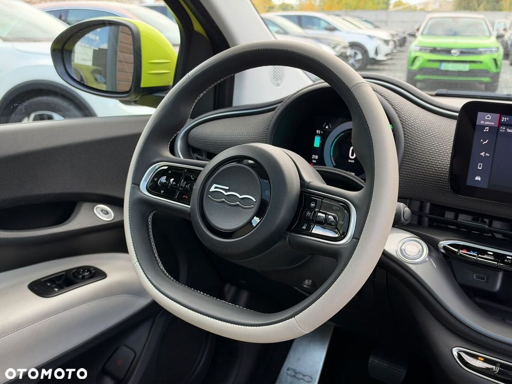 Fiat 500 2024