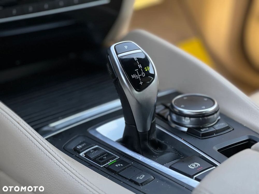 BMW X6 xDrive40d M Sport - 17