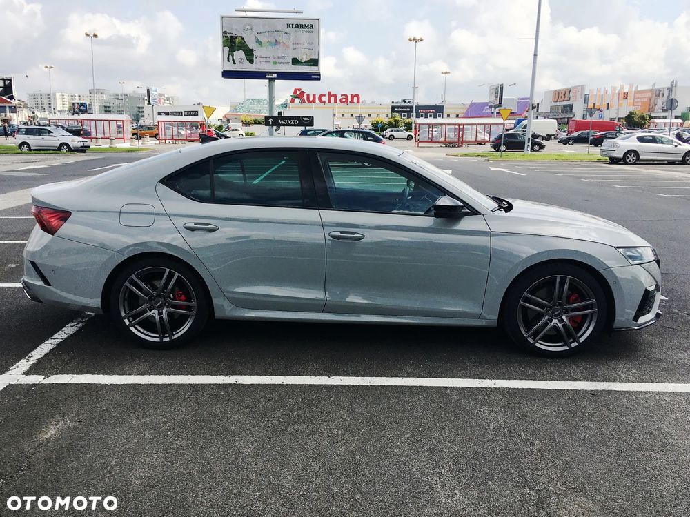 Skoda Octavia 2.0 TSI RS Challenge 245 DSG - 2
