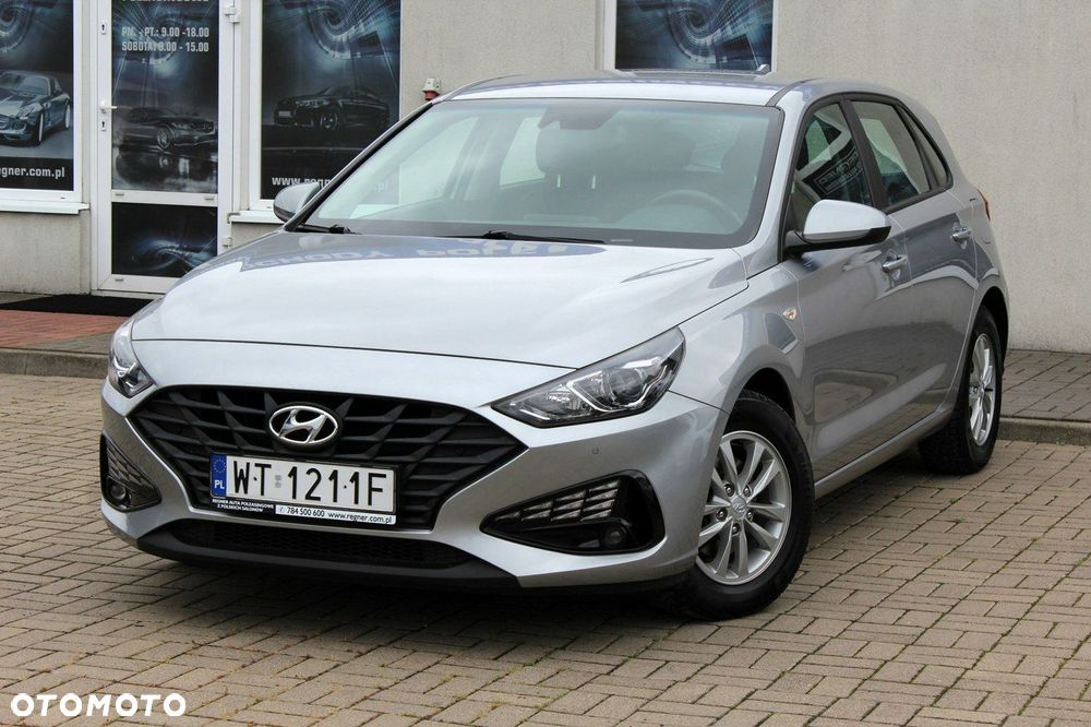 Hyundai i30 1.5 DPI Classic + - 3