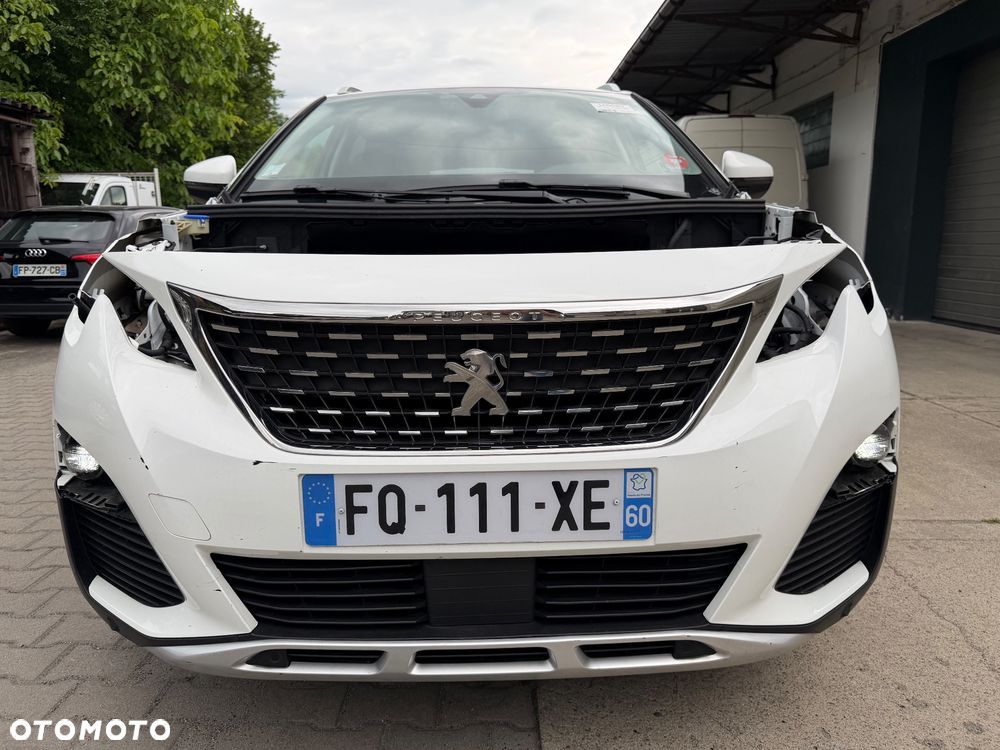 Peugeot 3008 PureTech 130 Stop & Start GPF EAT8 Allure - 26