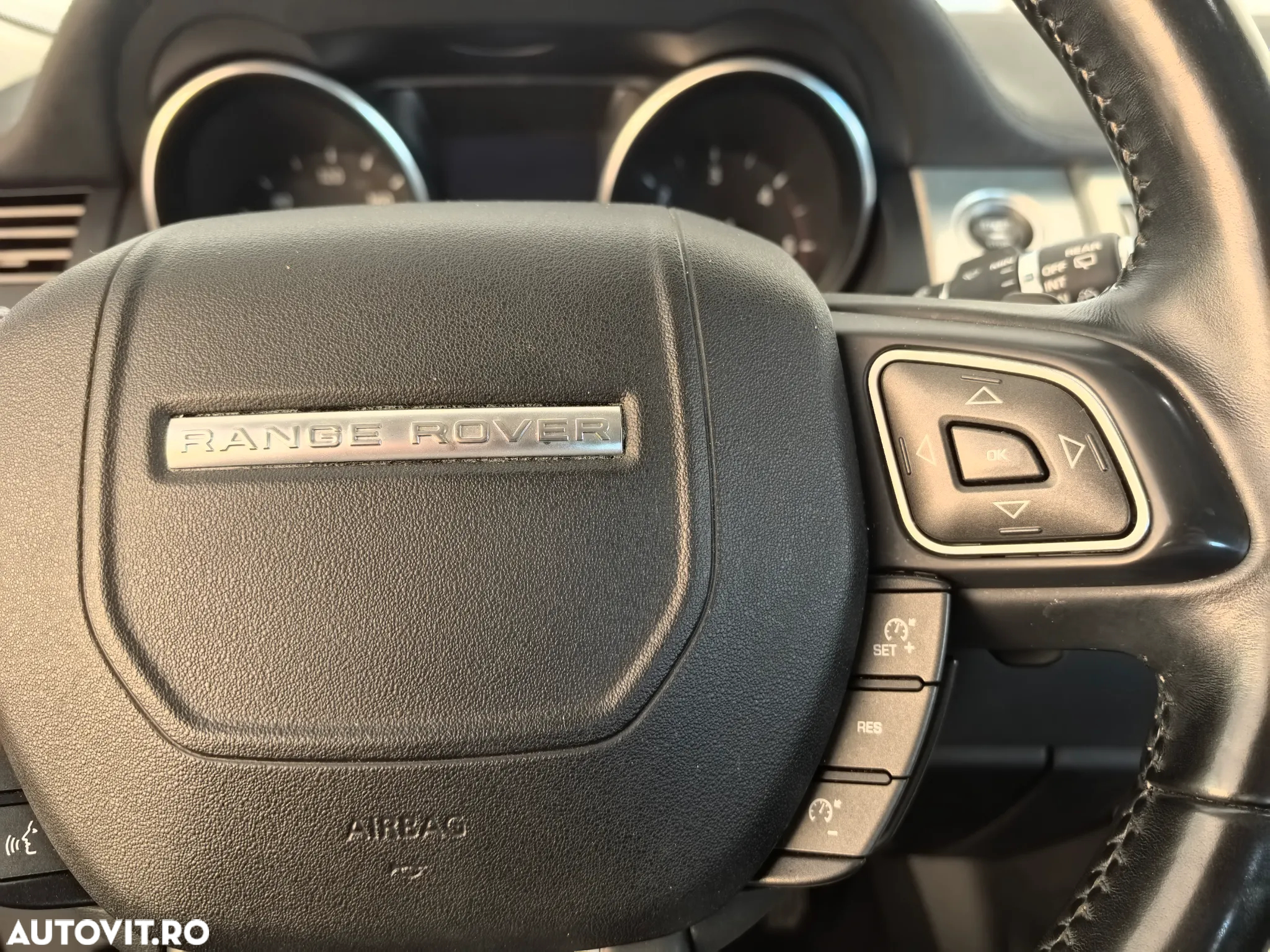 Land Rover Range Rover Evoque - 14