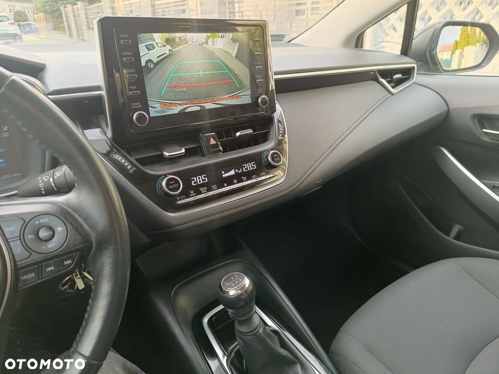 Toyota Corolla 1.6 Comfort - 22