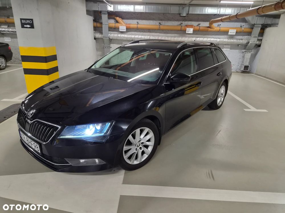 Skoda Superb 2.0 TDI Ambition DSG - 1