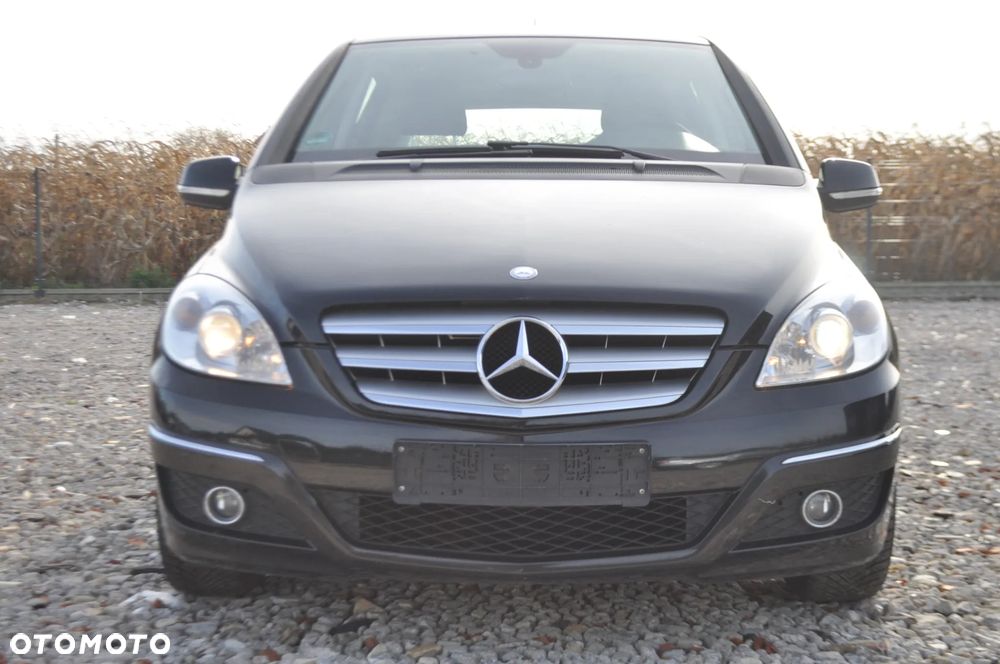 Mercedes-Benz Klasa B 160 BlueEFFICIENCY SPORT EDITION - 28