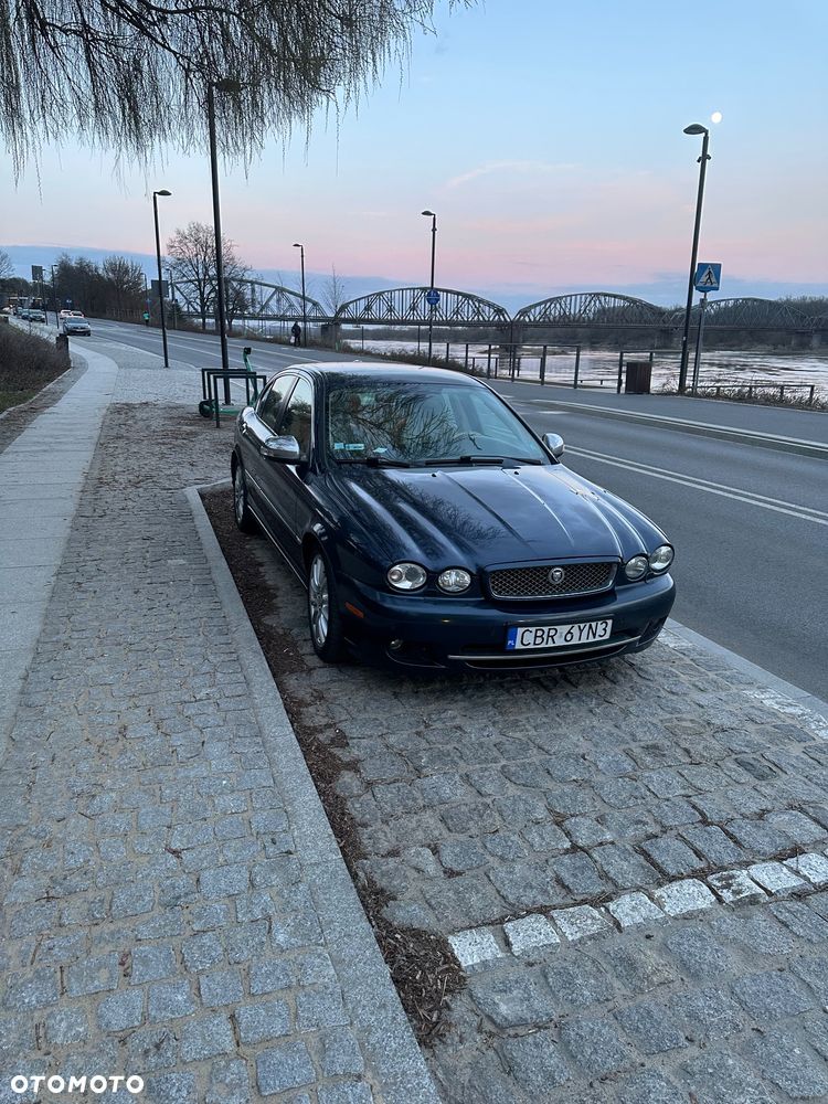Jaguar X-Type - 2