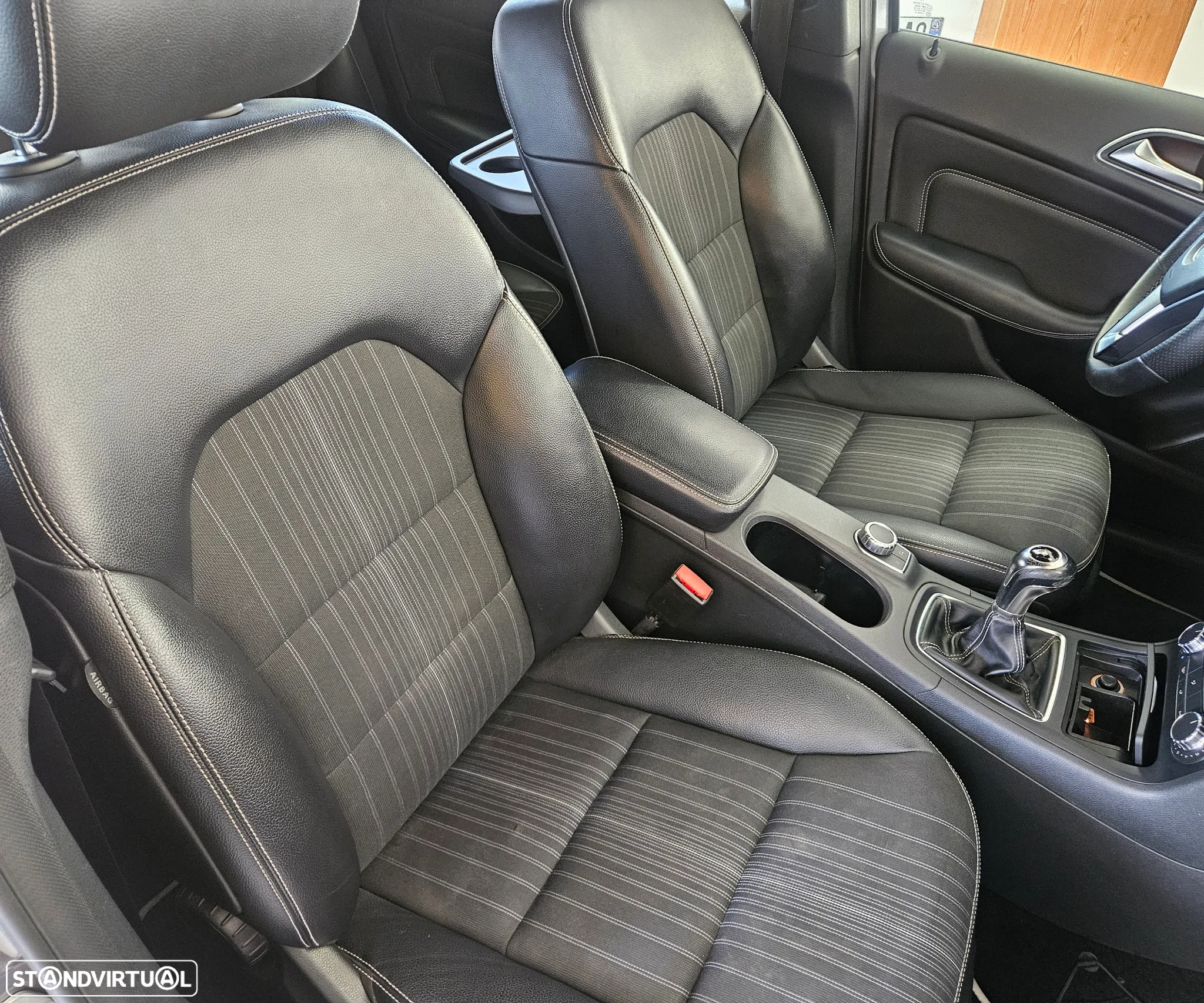 Mercedes-Benz B 200 CDi BlueEfficiency - 37