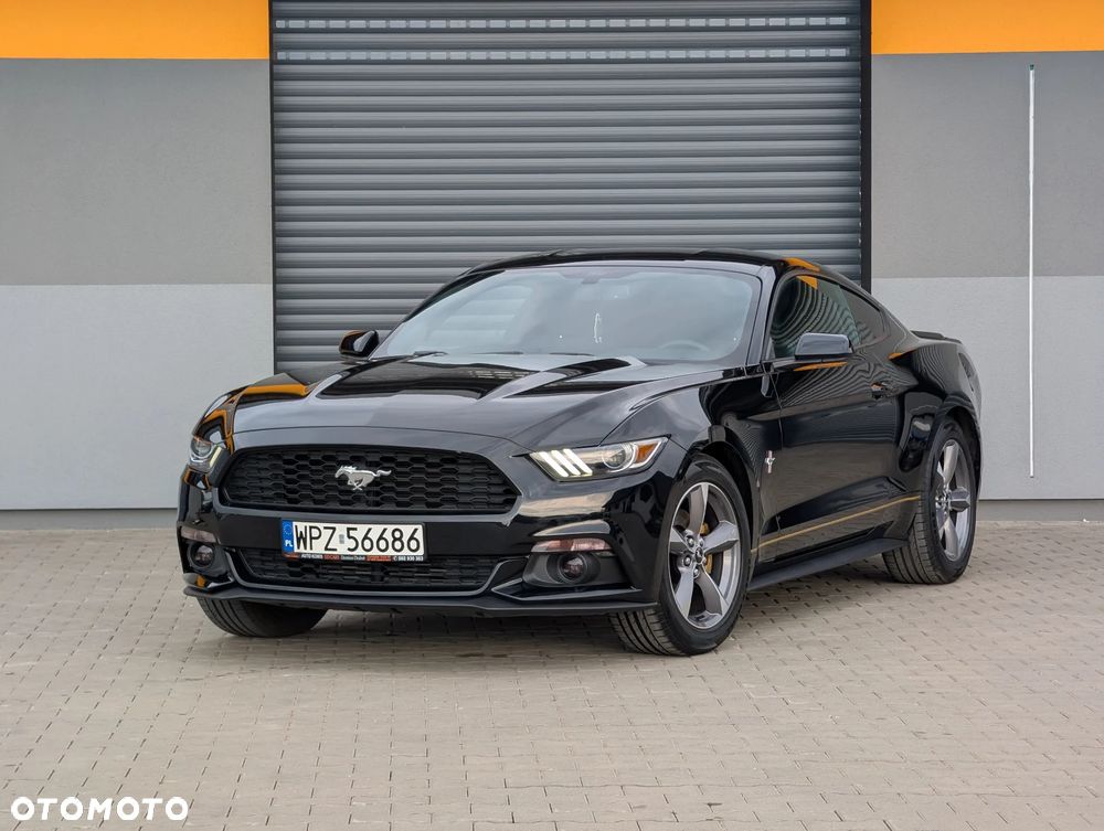 Ford Mustang - 2