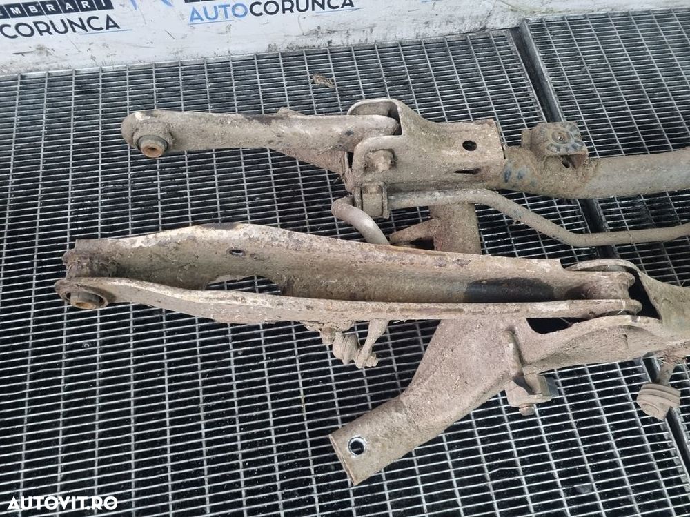 Punte spate Mitsubishi Outlander III 2.2 Diesel 2012 - 2015 SUV 4 Usi (1225) 4x4 - 4