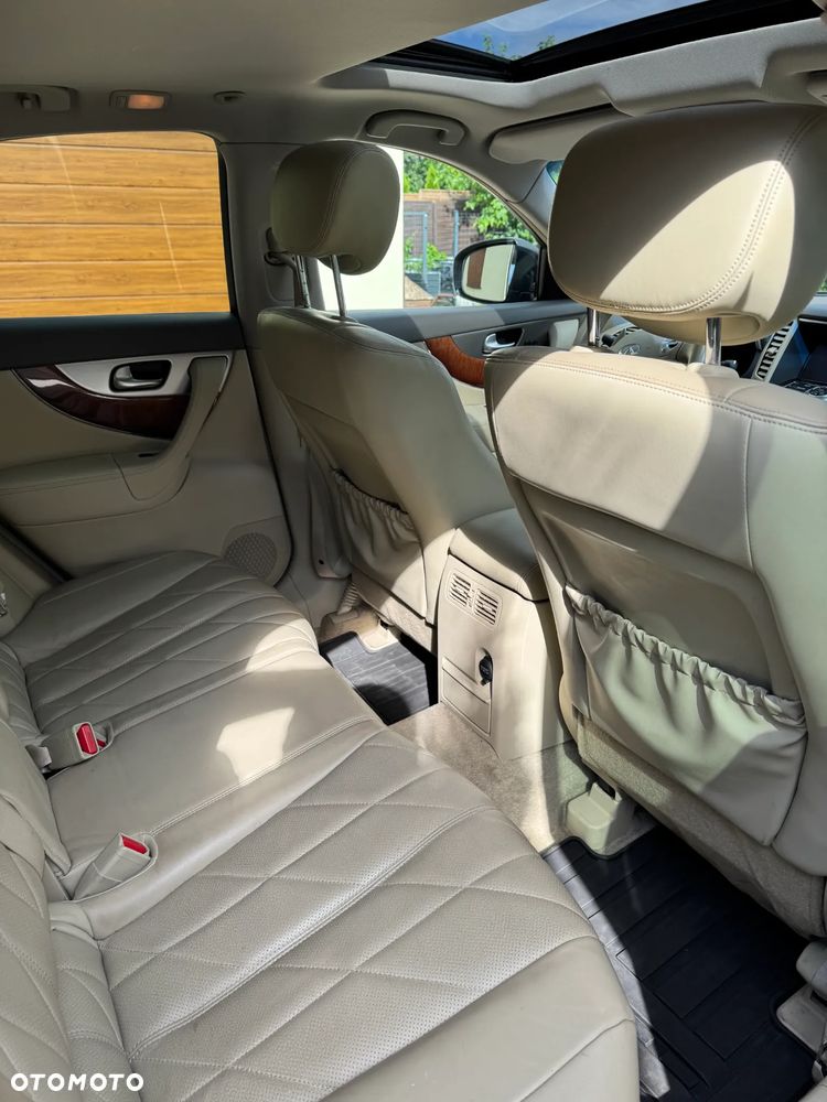 Infiniti QX70 3.0d S Premium - 22