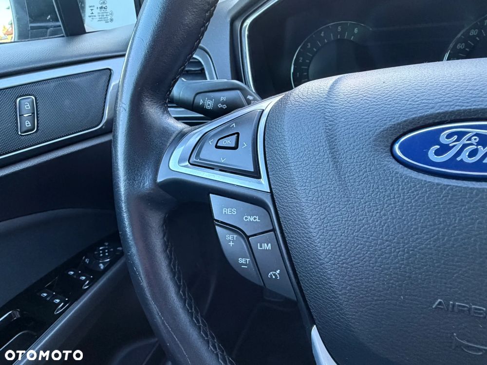 Ford Mondeo 2.0 EcoBlue Titanium - 13
