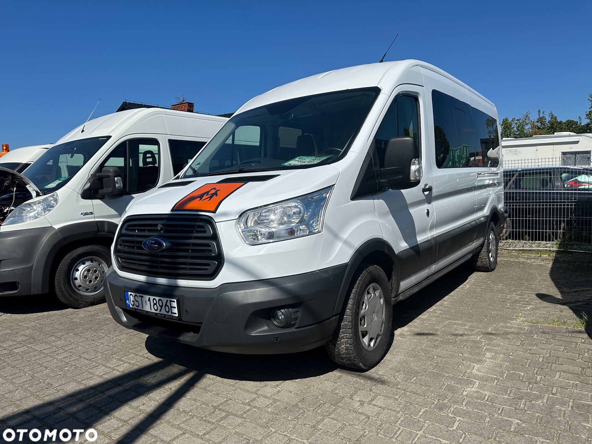 Ford Transit 9 osobowy dla niepełnosprawnych WINDA AMF - 27