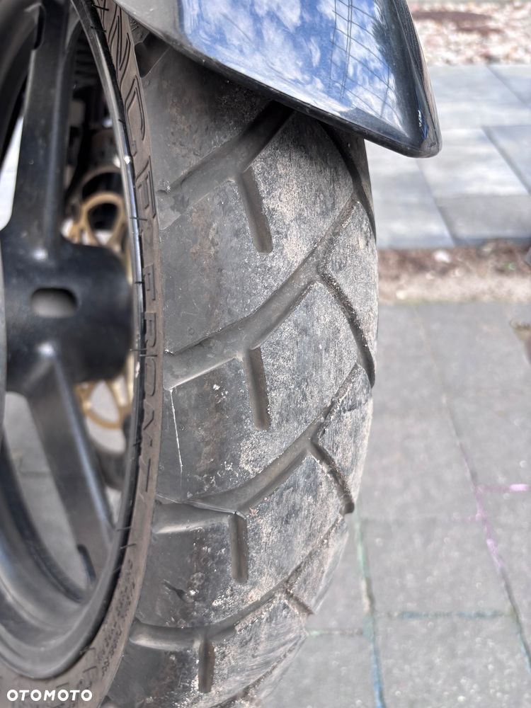 Suzuki V-STROM - 7