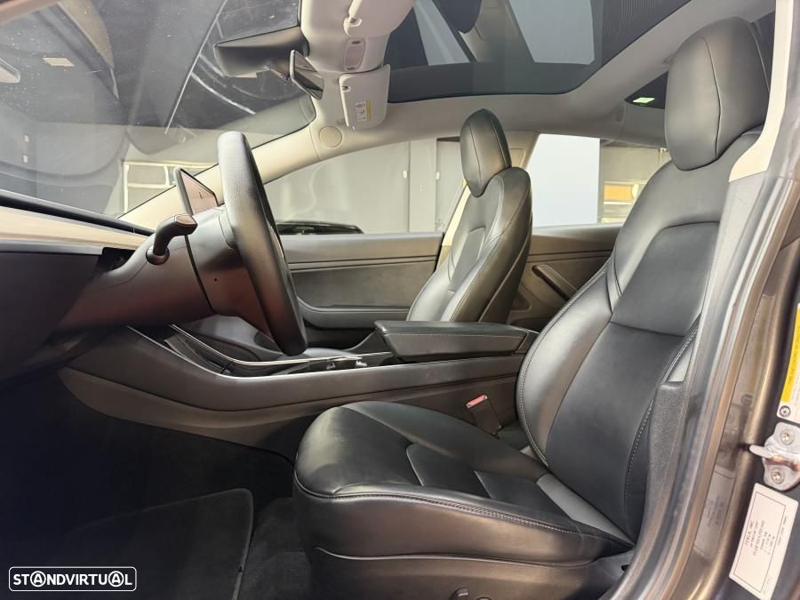 Tesla Model 3 Standard Range Plus RWD - 11