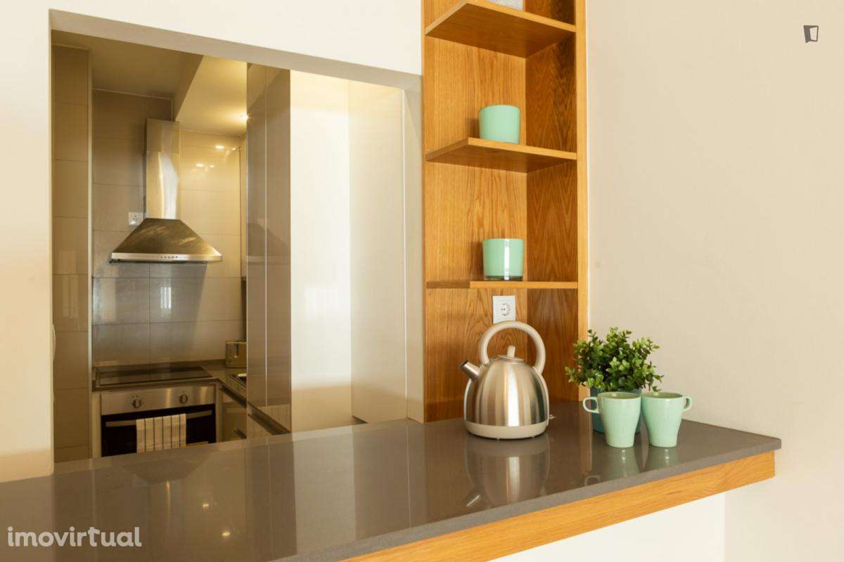 Apartamento com 1 quartos - localizado em Santo Ildefonso Porto - Grande imagem: 4/16