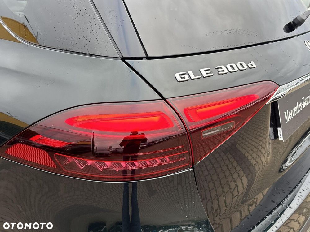 Mercedes-Benz GLE - 11