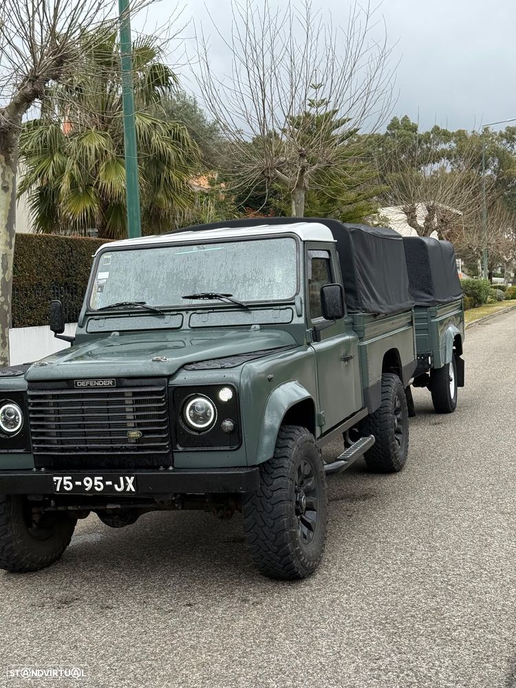 Land Rover Defender 110 SE - 20