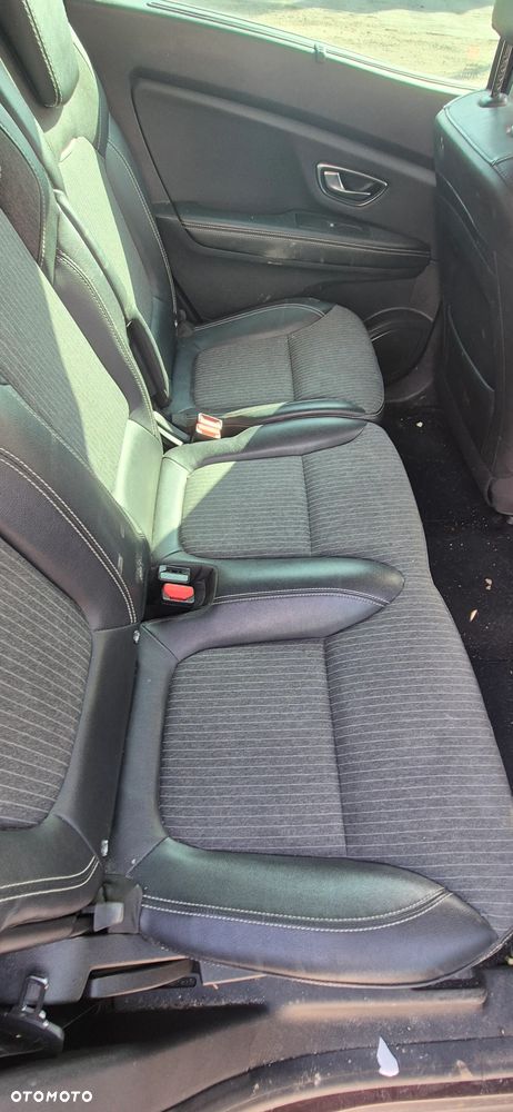 Renault Grand Scenic Gr 1.3 TCe FAP Intens - 24