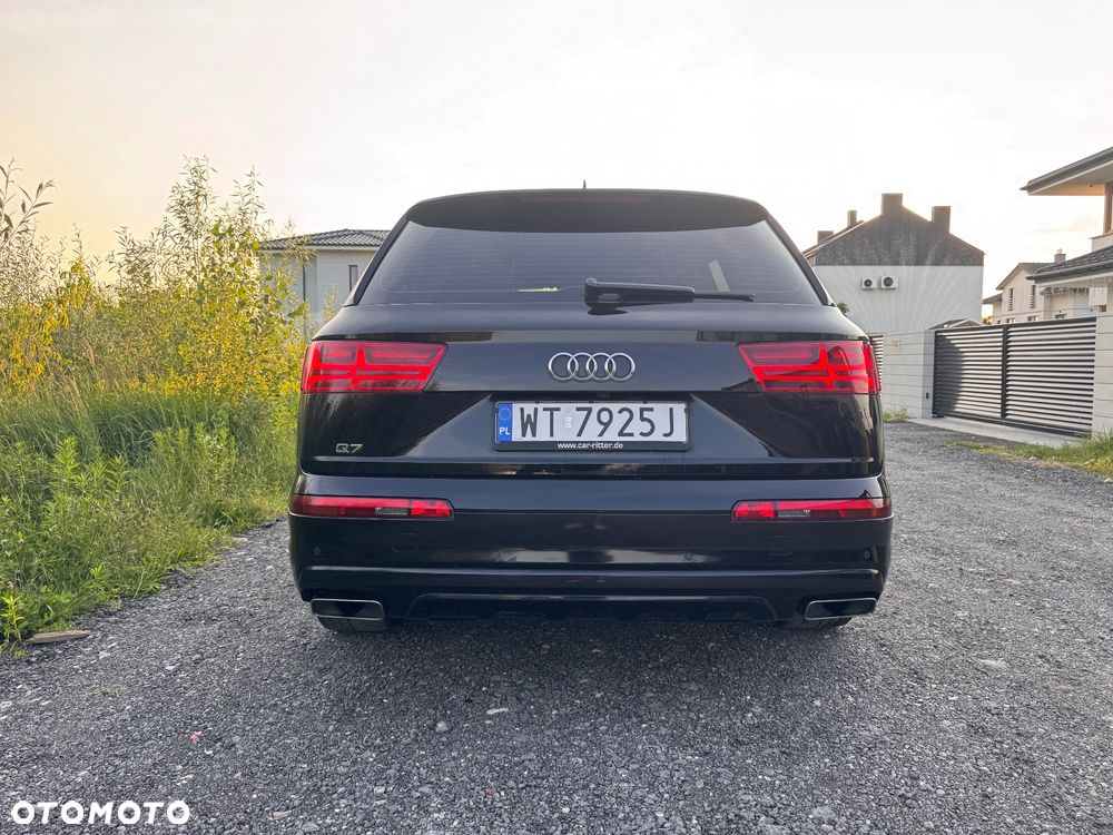 Audi Q7 - 16