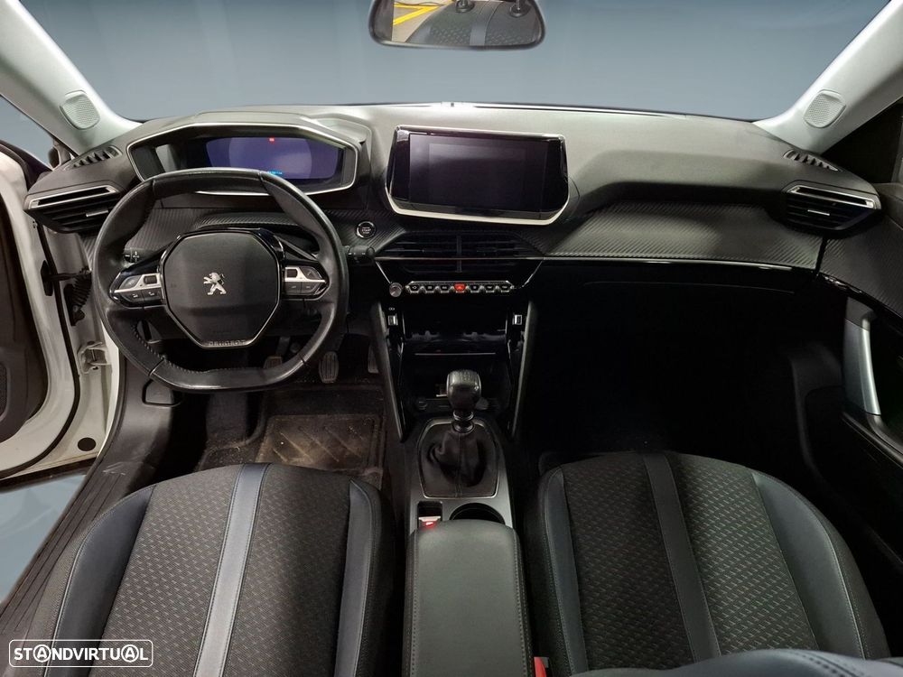 Peugeot 2008 1.2 PureTech Allure - 12