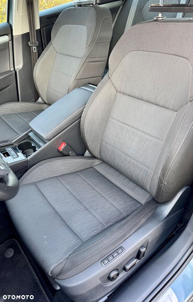 Skoda Superb 2.0 TDI Ambition DSG - 18