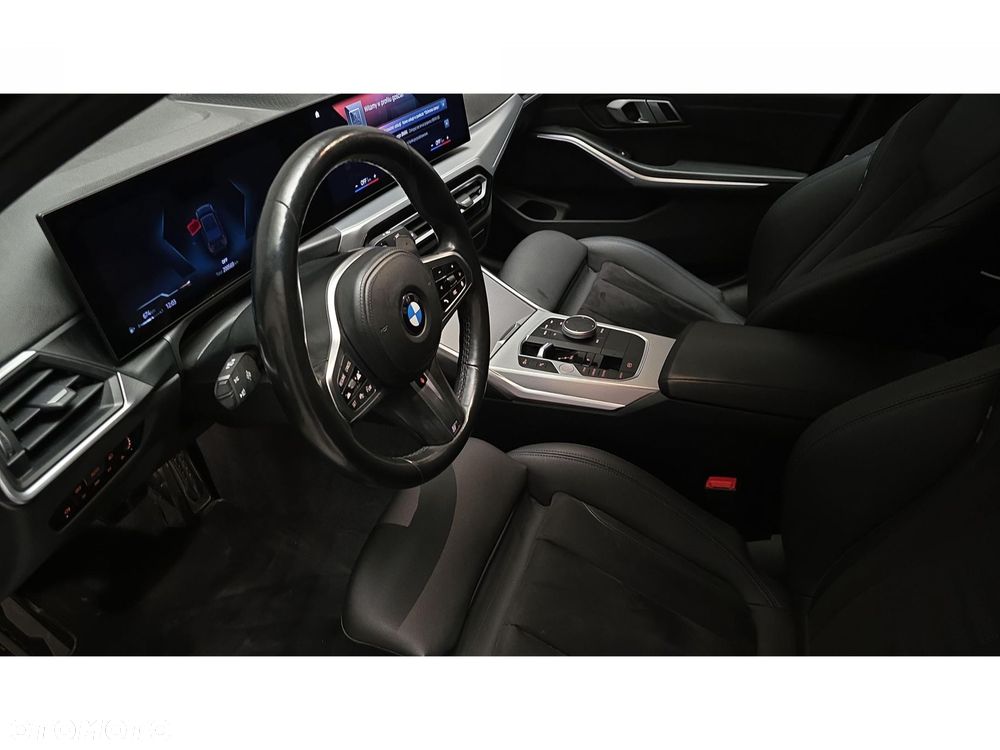 BMW Seria 3 320d xDrive mHEV M Sport - 16