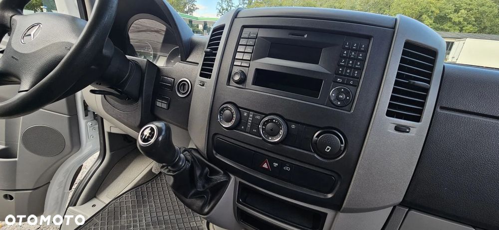 Mercedes-Benz SPRINTER - 20