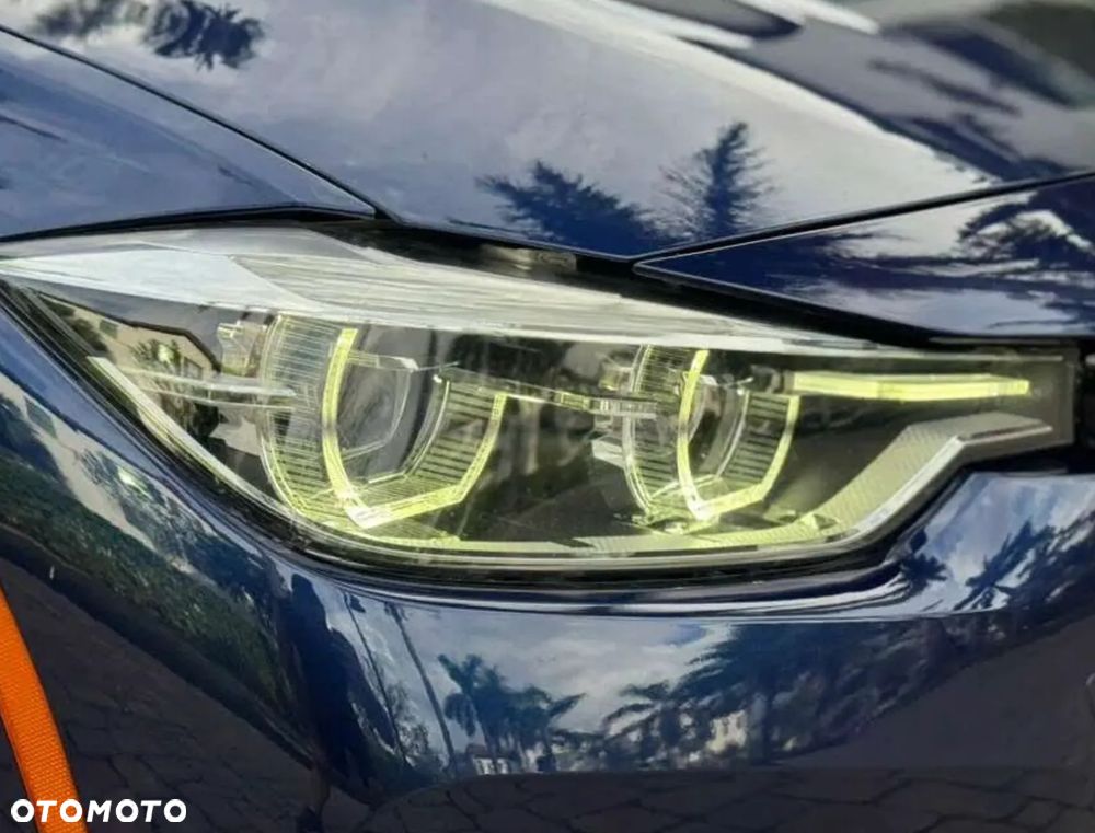BMW Seria 3 330i Edition Luxury Line Purity - 13