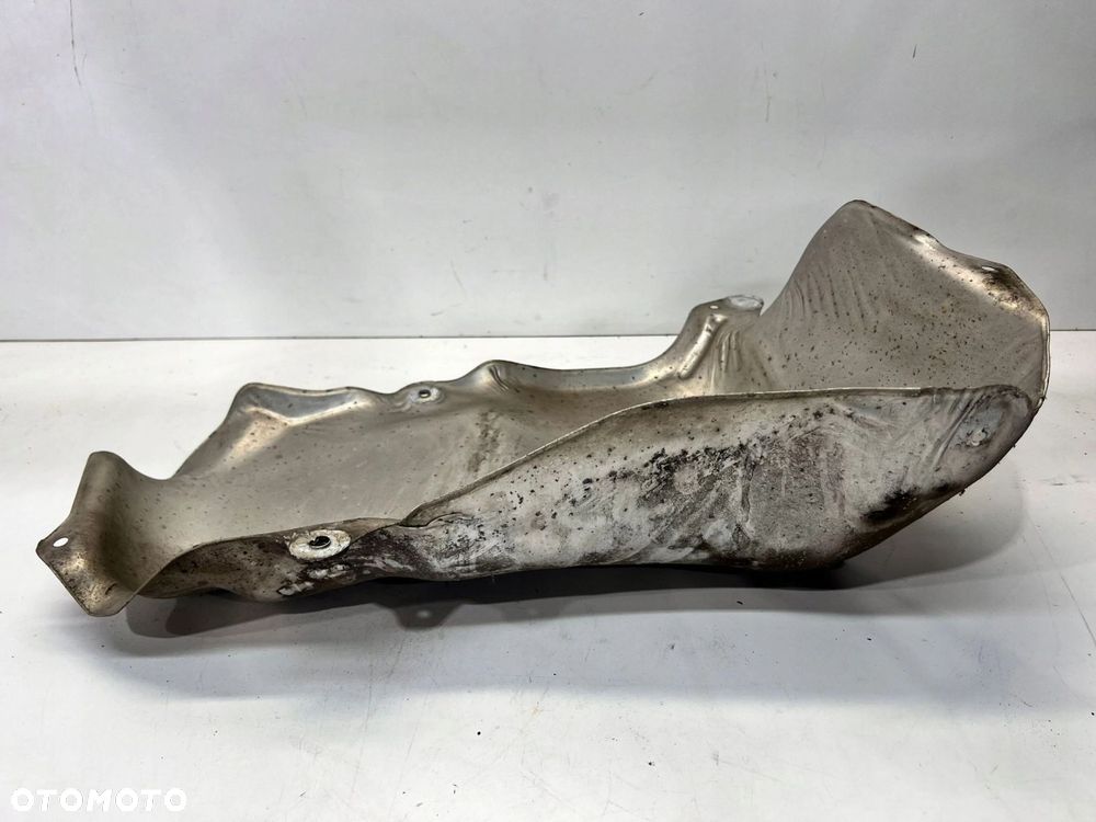 OSŁONA TERMICZNA AUDI A3 LIFT VW GOLF 1K0825721D - 3