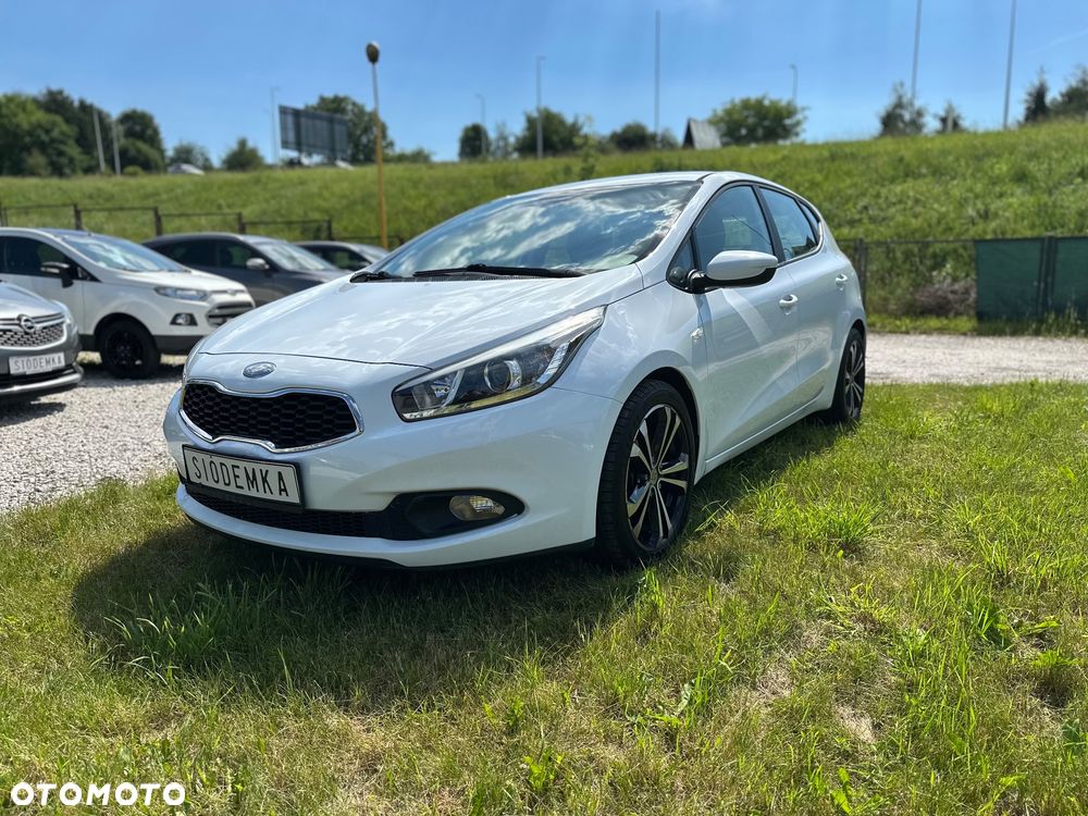Kia Ceed - 4